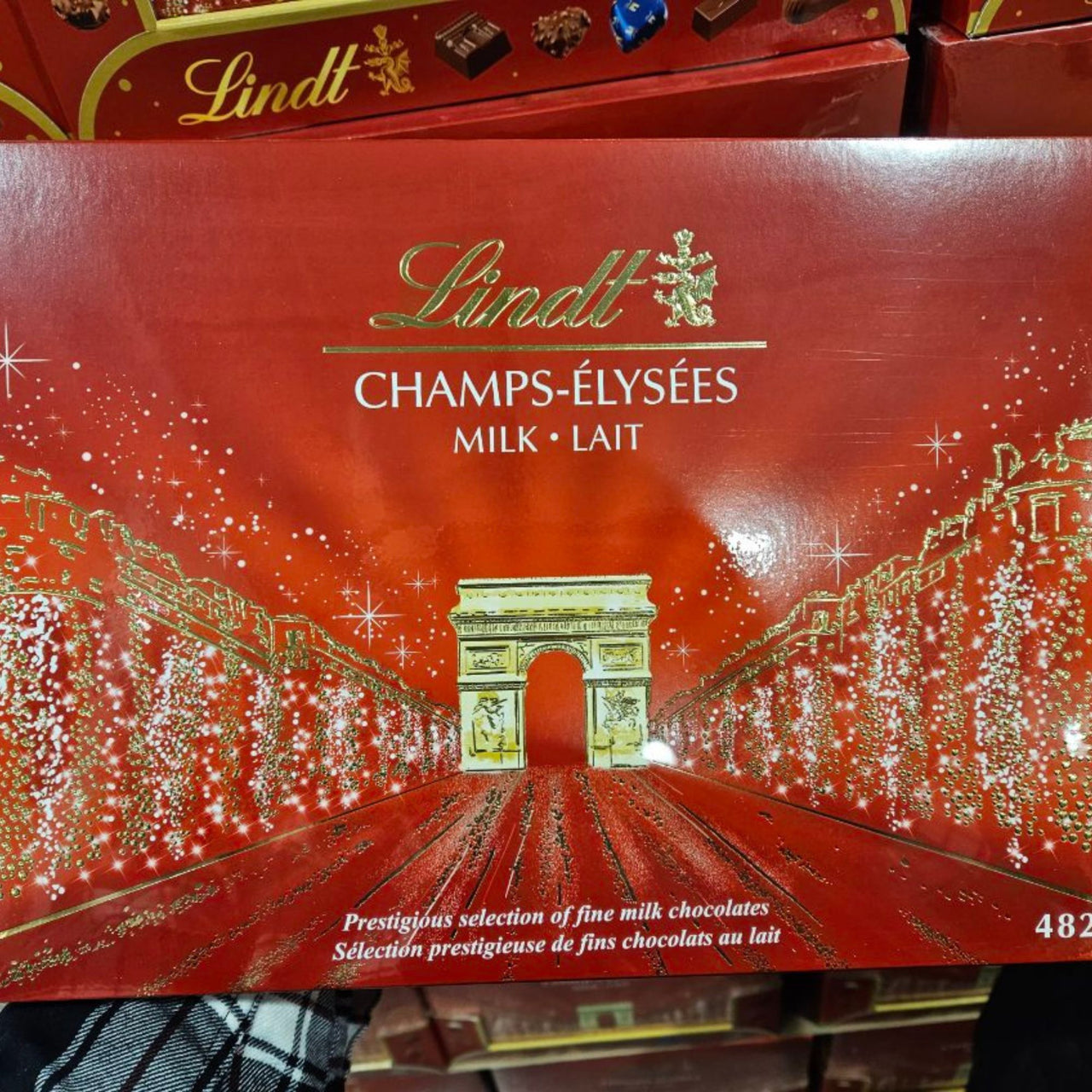 Image of Lindt Champs Elysees Milk Chocolate - 1 x 482 Grams