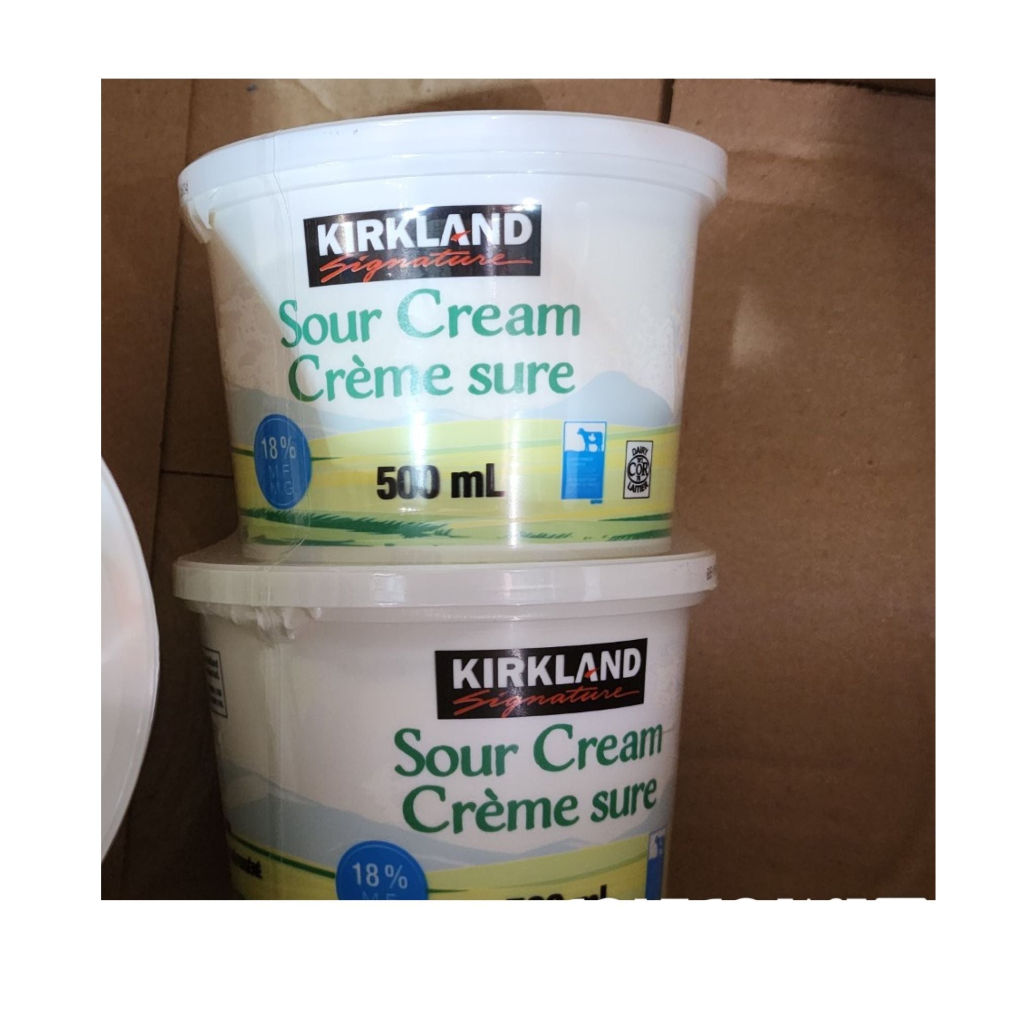 Kirkland Signature 18 % Sour Cream 2-Pack - 2 x 500 Grams Shipped
