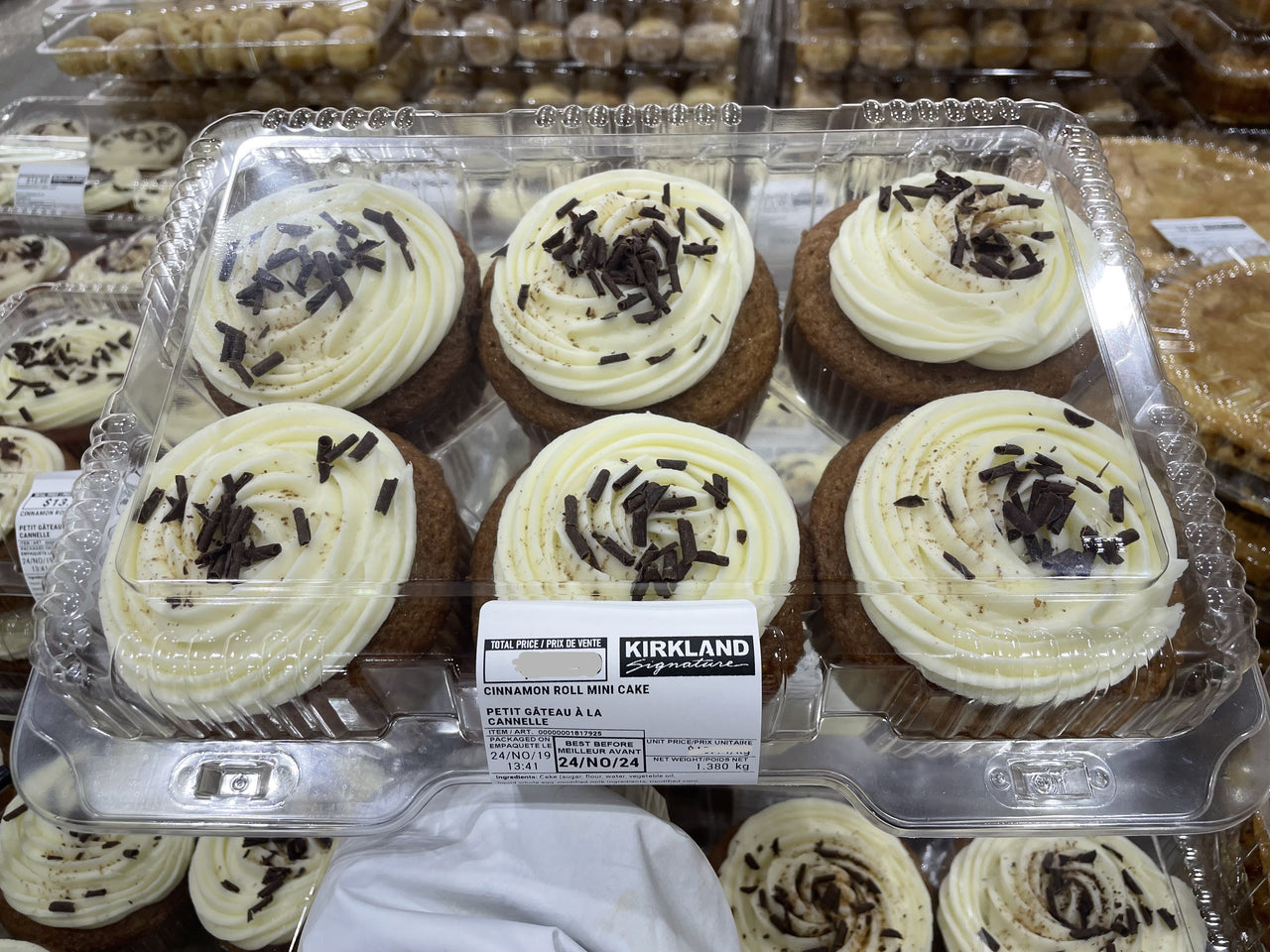 Image of Kirkland Signature Cinnamon Roll Mini Cakes - 1 x 1.38 Kilos