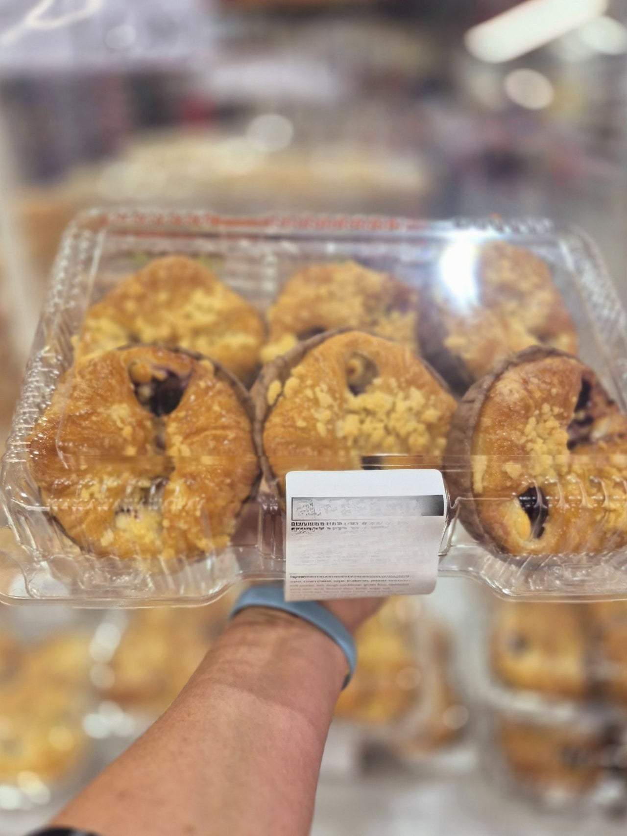 Blueberry Cream Cheese Croissants - 1 x 740 Grams