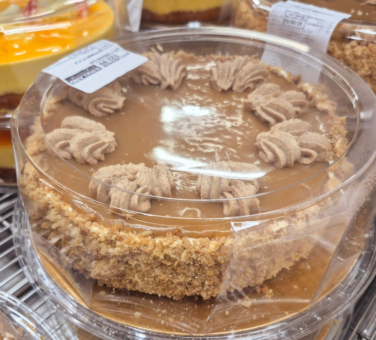 Apple Cinnamon Cake - 1 x 1.5 KG