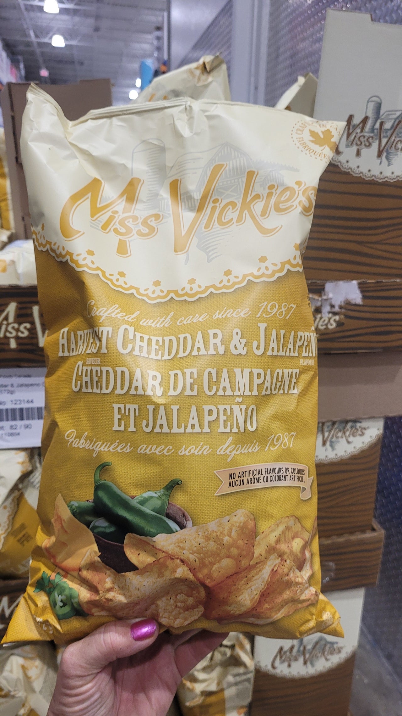 Image of Miss Vickie's Cheddar & Jalapeno Chips - 1 x 572 Grams