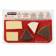 Kirkland Signature Cheese Flight - 1 x 822 Grams