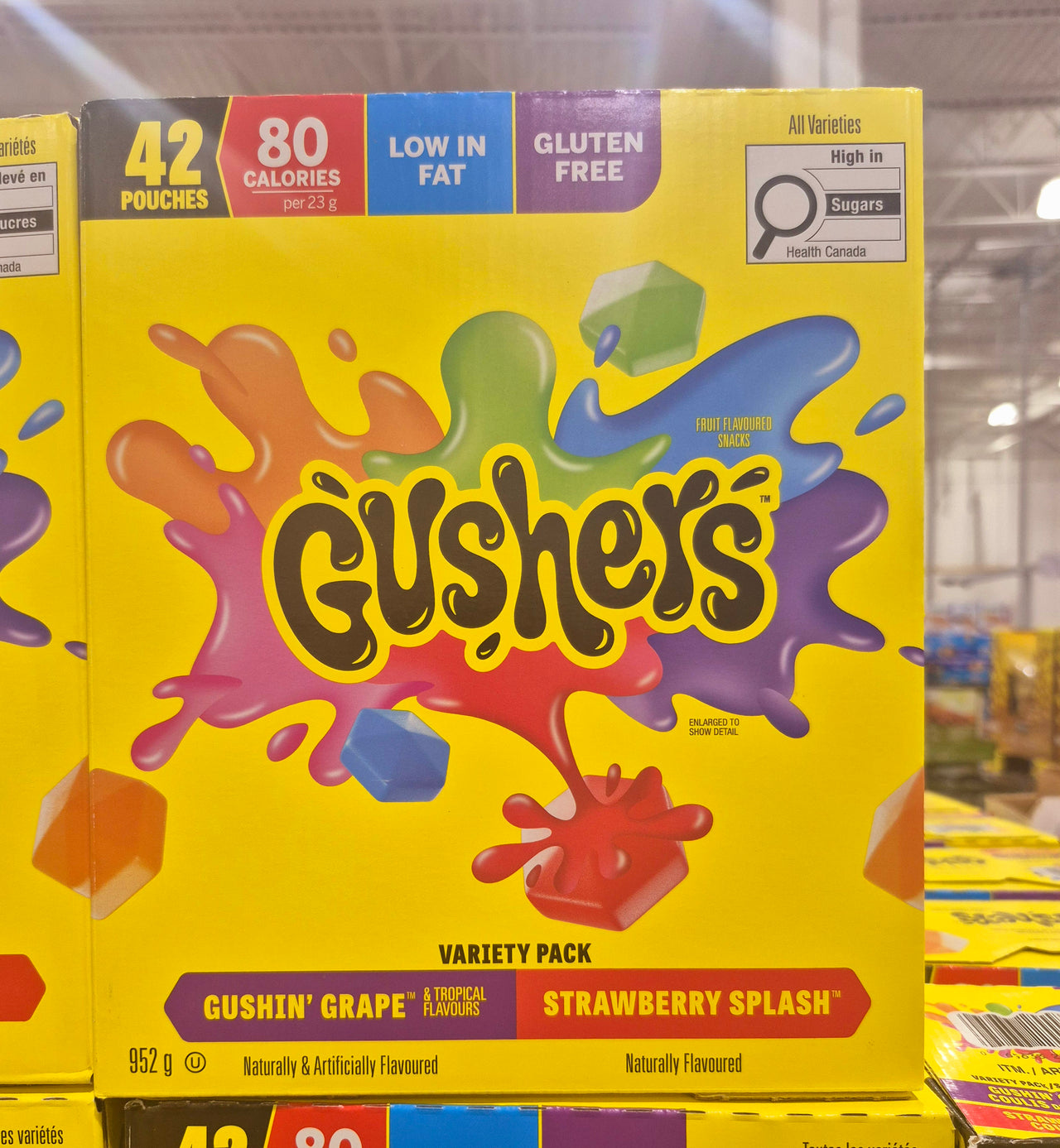 Gushers Strawberry and Grapes - 1 x 952 Grams