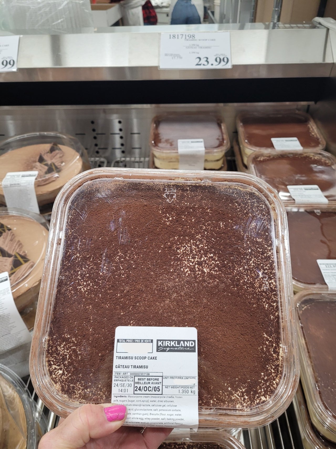 Kirkland Signature Tiramisu Scoop Cake - 1 x 1.35 Kilos