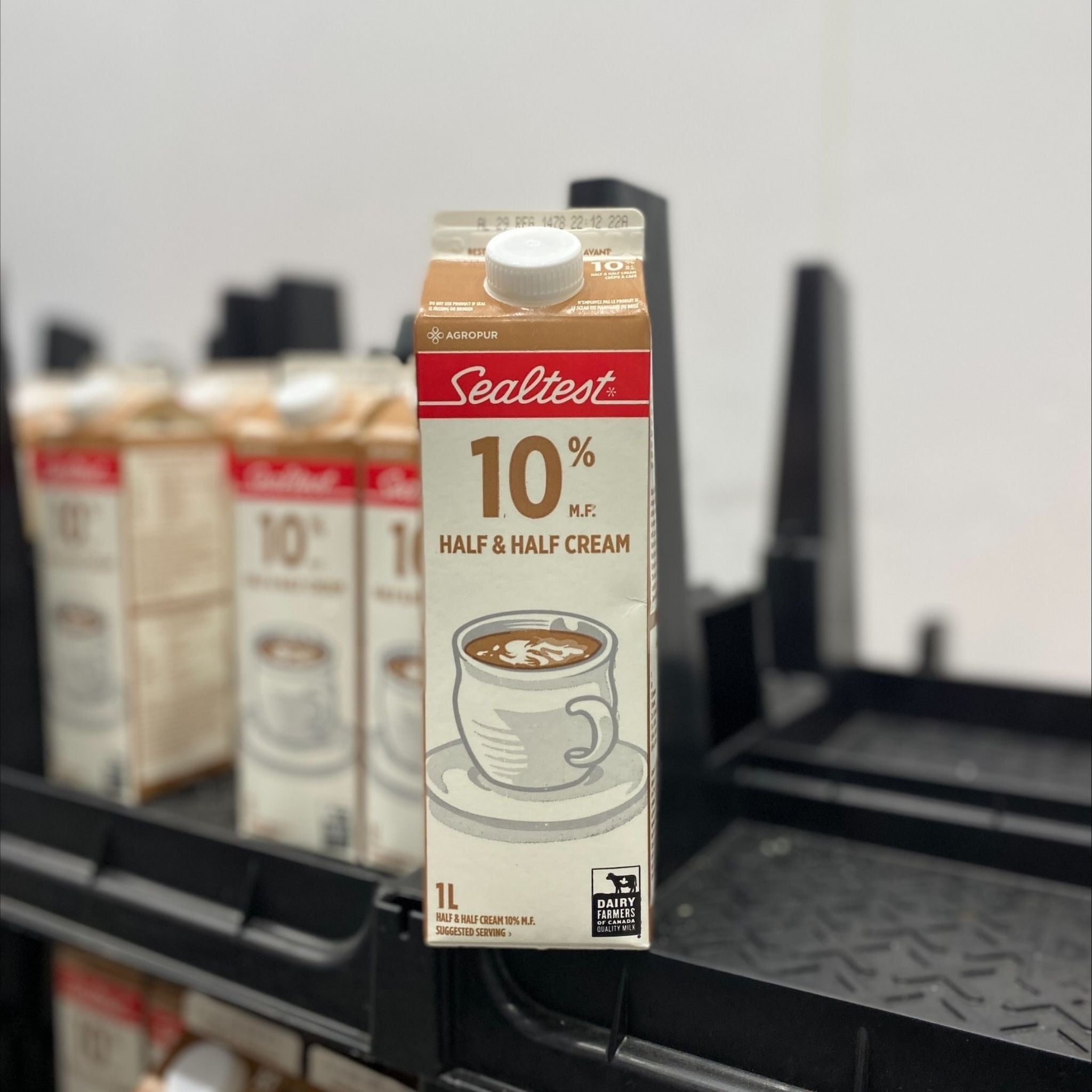 Sealtest 10 Half & Half Cream 1L 1 x 1000 Grams Shipped to Nunavut